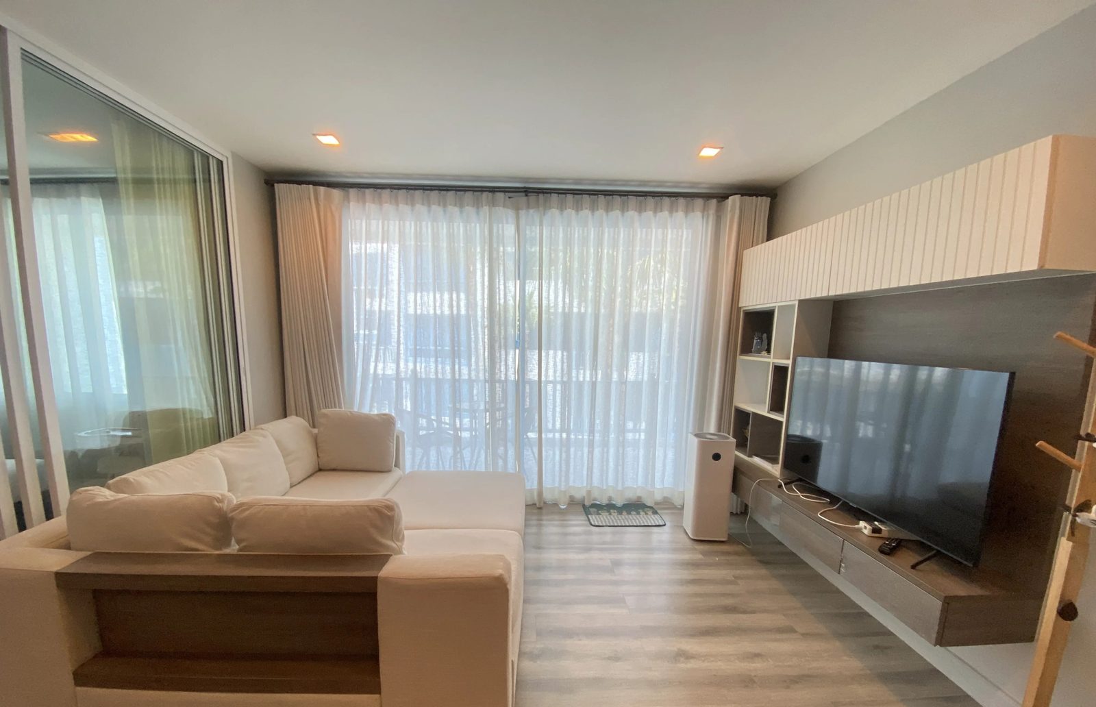 2 Bedroom Condo for rent at The Crest Santora — photo 2