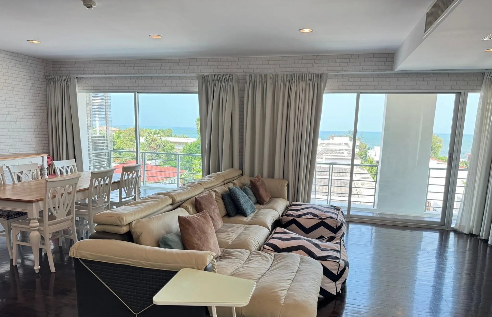 3 Bedroom Condo for rent at Baan Sanpluem — photo 1