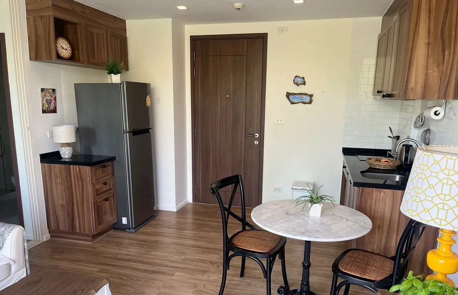 Studio Condo for rent at Autumn Condominium — photo 2