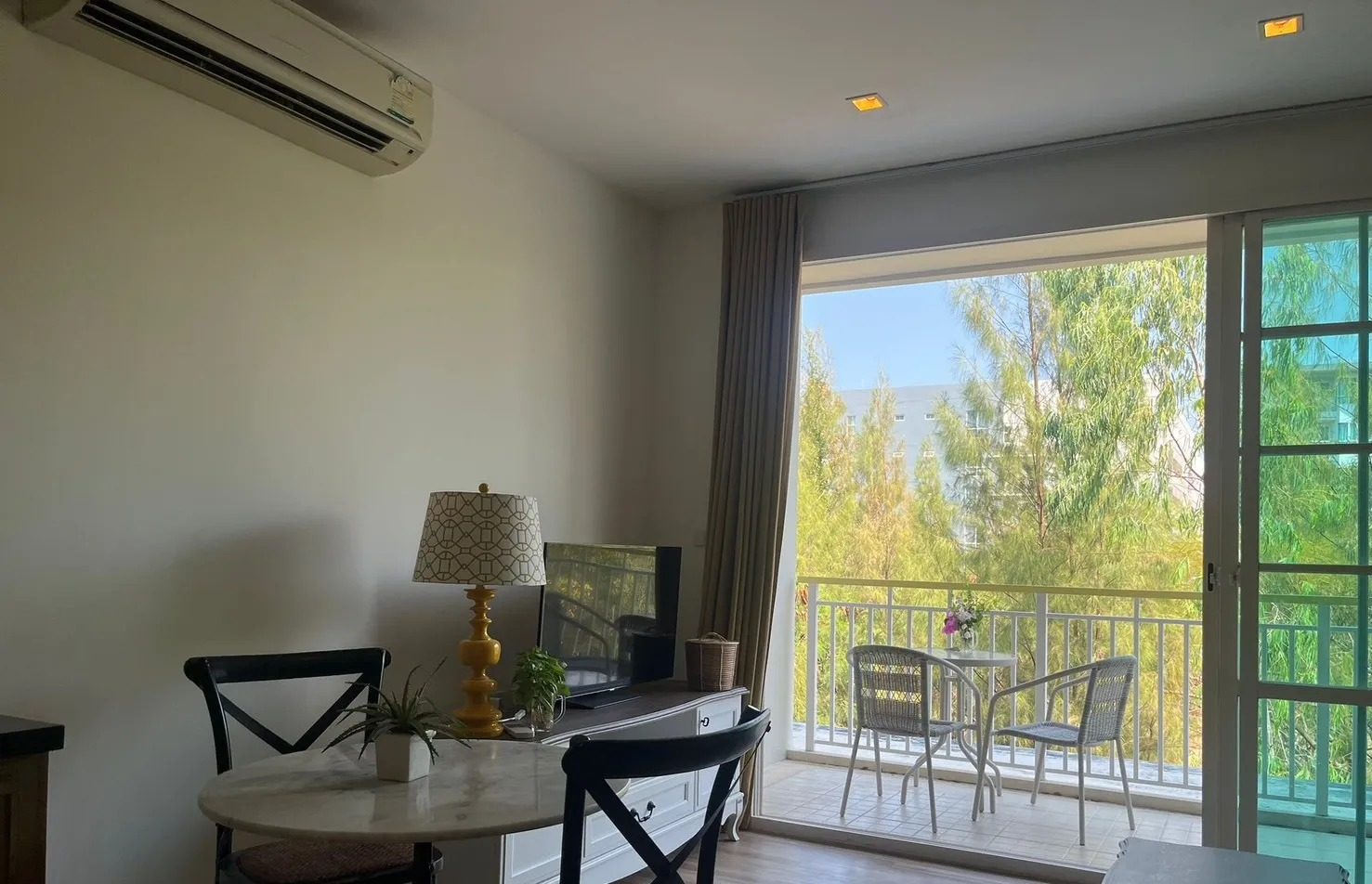 Studio Condo for rent at Autumn Condominium — photo 3