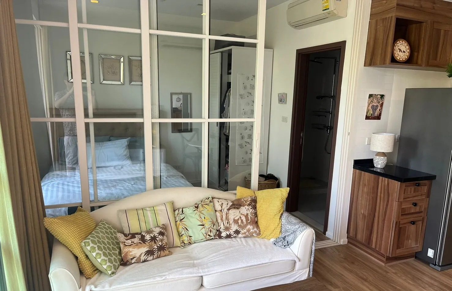 Studio Condo for rent at Autumn Condominium — photo 4