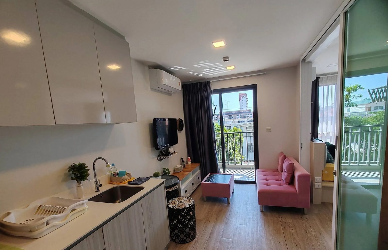 1 Bedroom Condo for rent at Marvest — photo 1