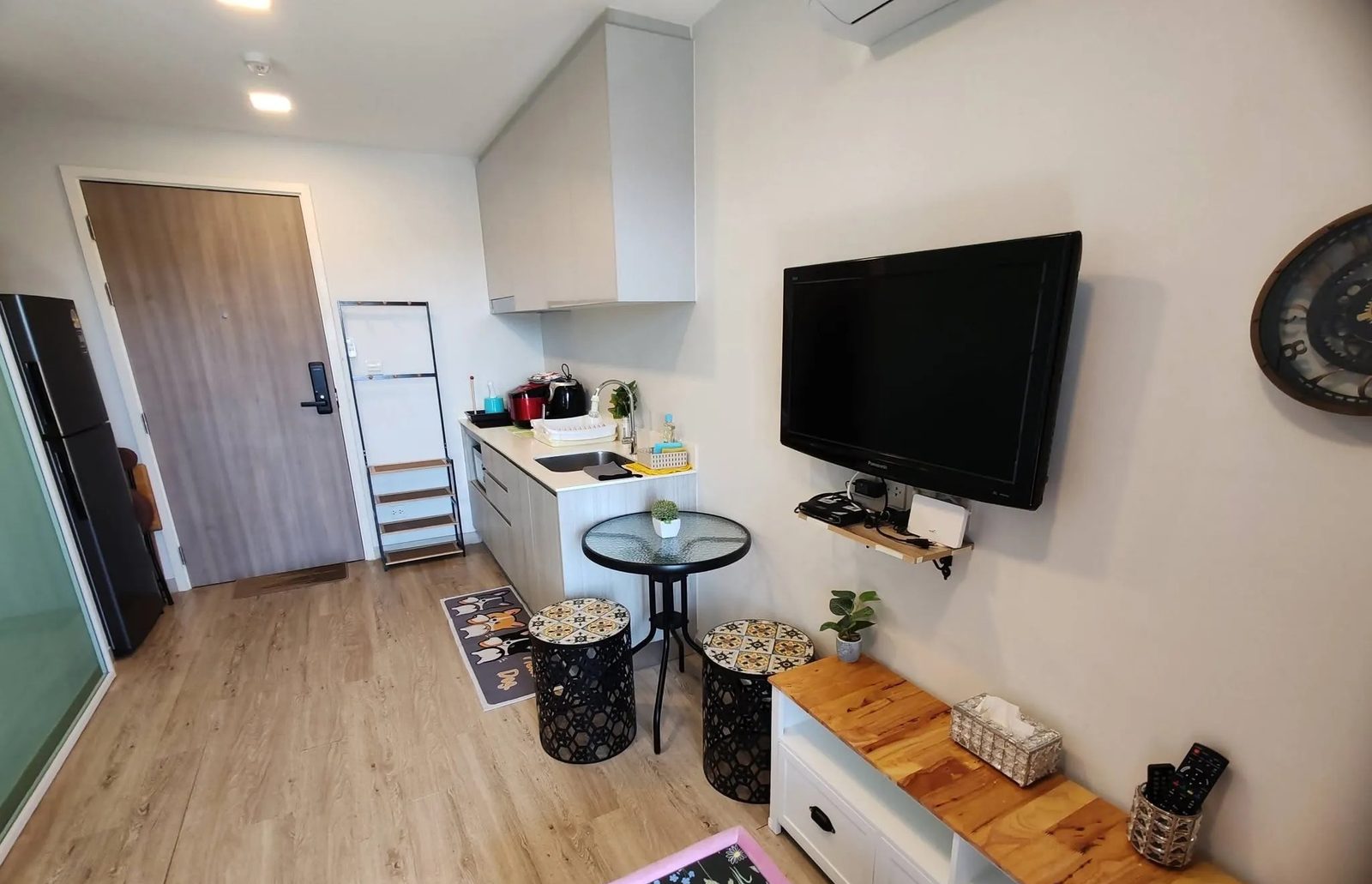 1 Bedroom Condo for rent at Marvest — photo 2