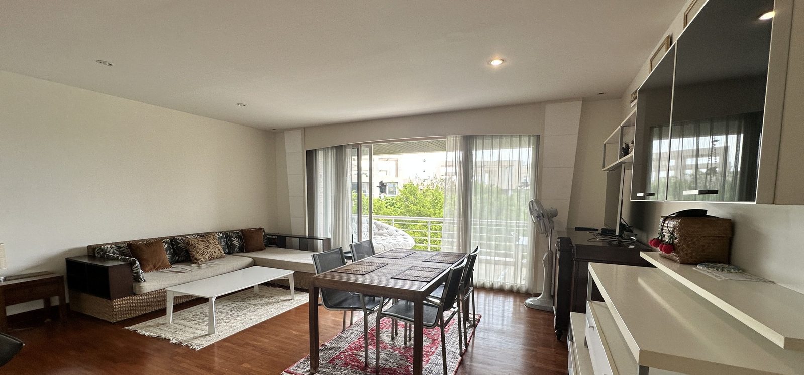 2 Bedroom Condo for rent at Baan Sansaran Condo — photo 4