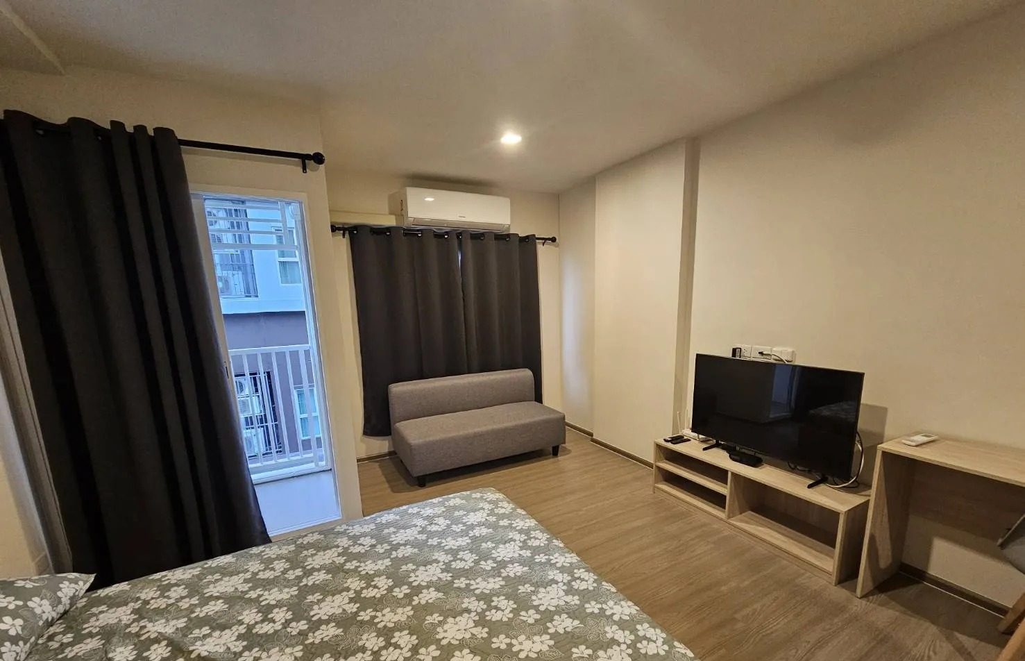 Studio Condo for rent at Hay Hua Hin