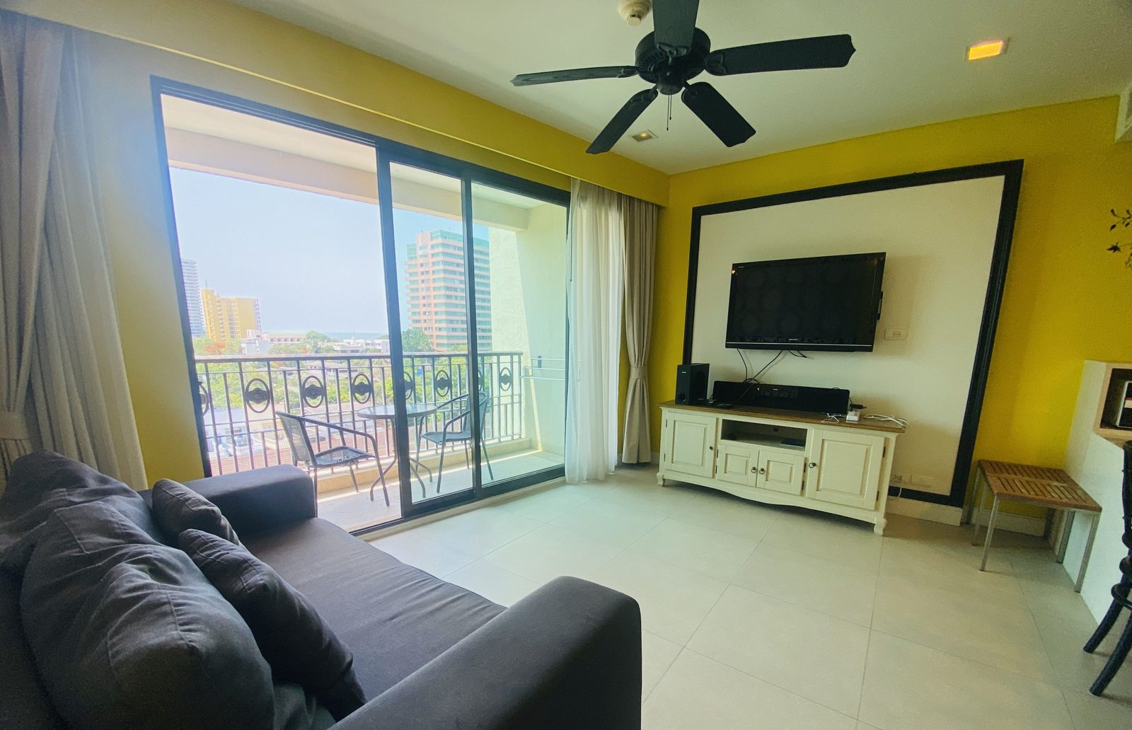 1 Bedroom Condo for rent at Marrakesh Residences — photo 3