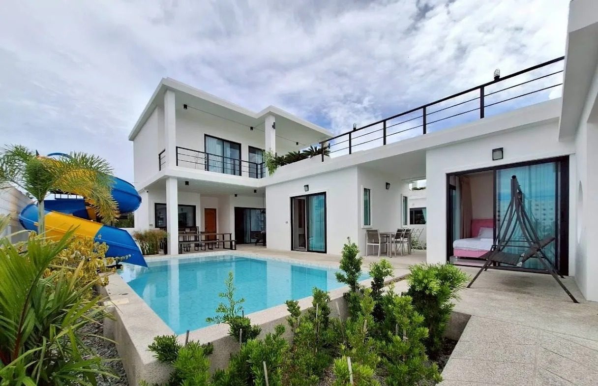 4 Bedroom Pool Villa for Rent
