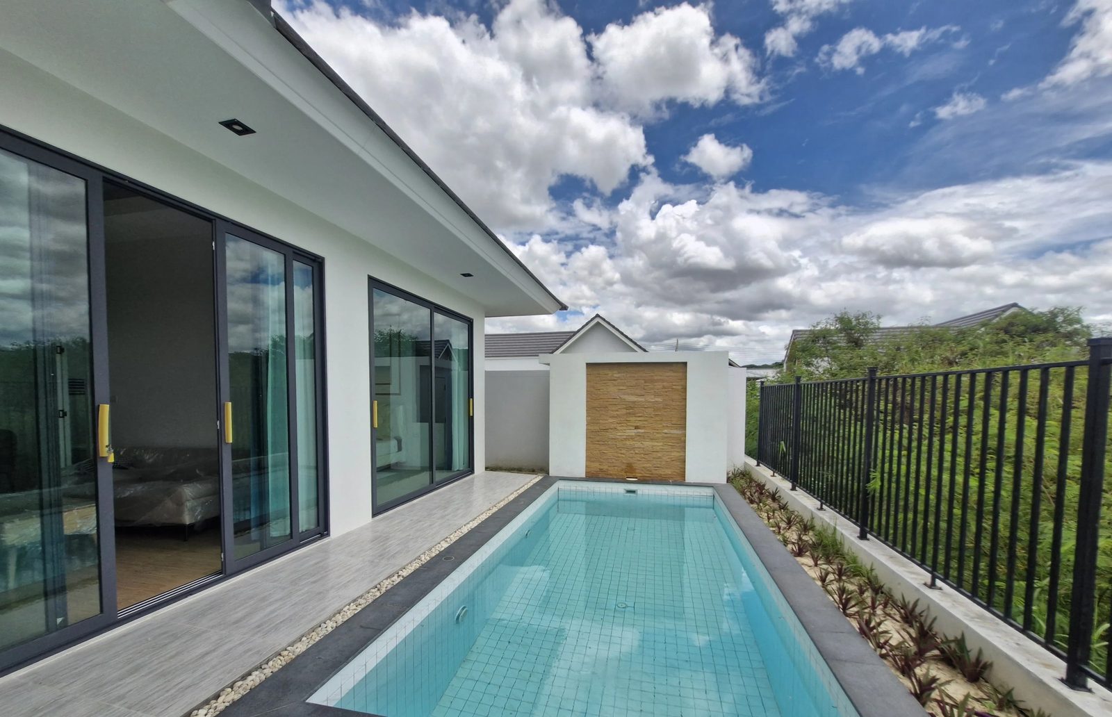 3 Bedroom Villa for rent at Avatar Manor — photo 2