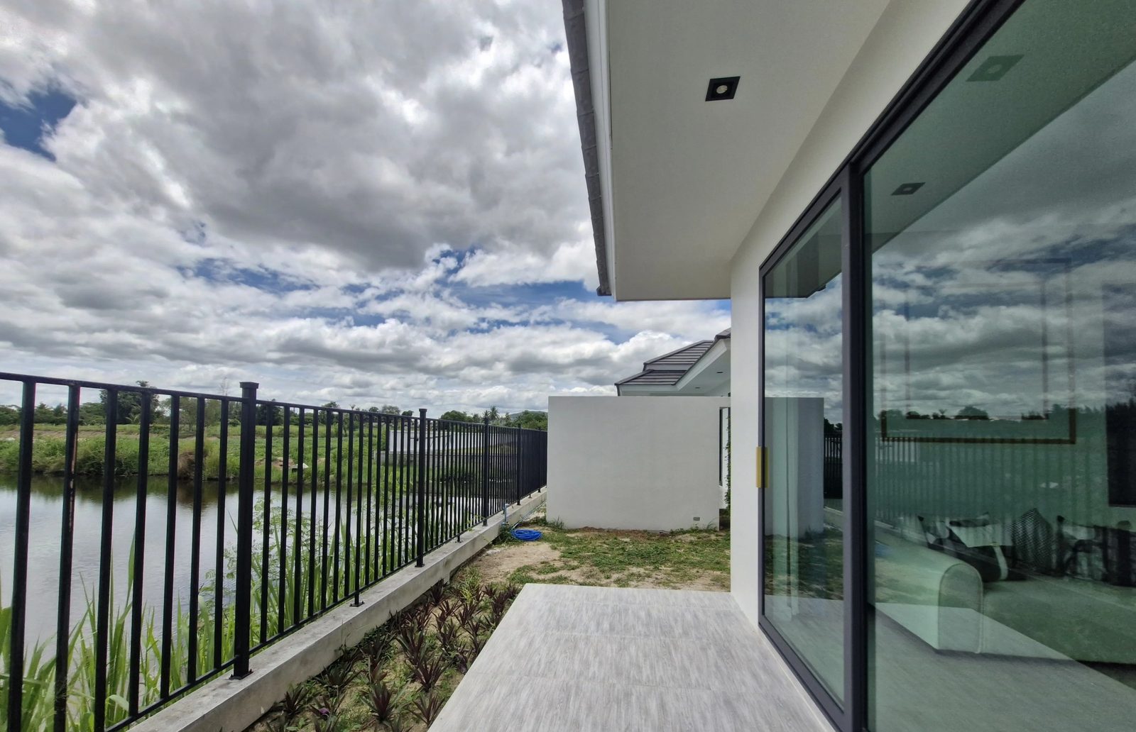 3 Bedroom Villa for rent at Avatar Manor — photo 4