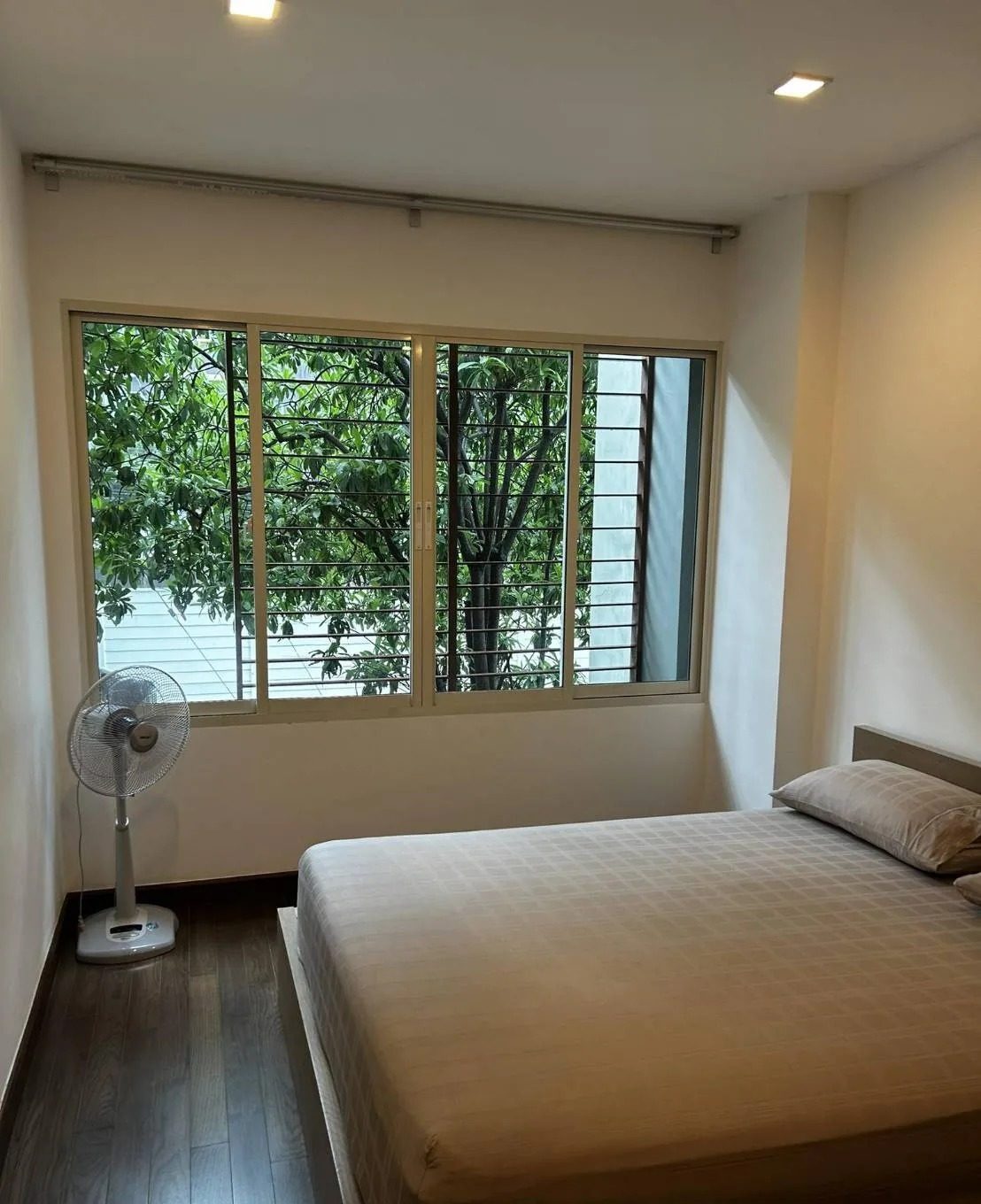 1 Bedroom Condo for rent at The Seacraze — photo 2