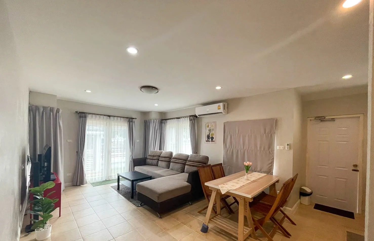 3 Bedroom House for rent at Kiri Nakara — photo 2