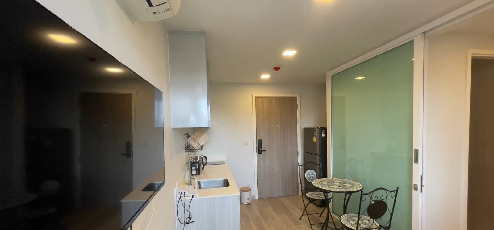 1 Bedroom Condo for rent at Marvest — photo 3