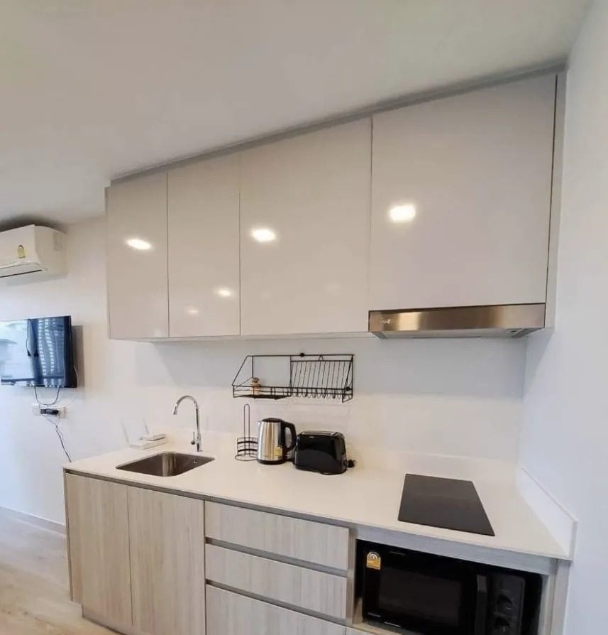 1 Bedroom Condo for rent at Marvest — photo 5