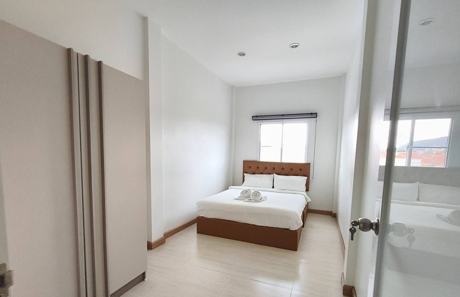 2 Bedroom Apartment for rent at New Horizon — photo 2
