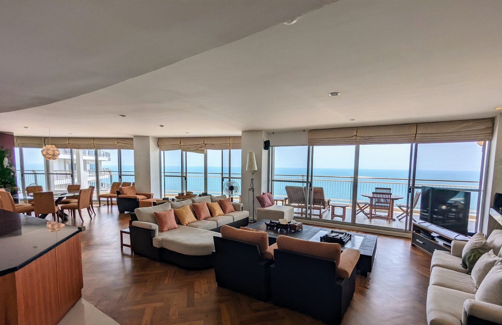 3 Bedroom Condo for rent at Baan Rom Ruen