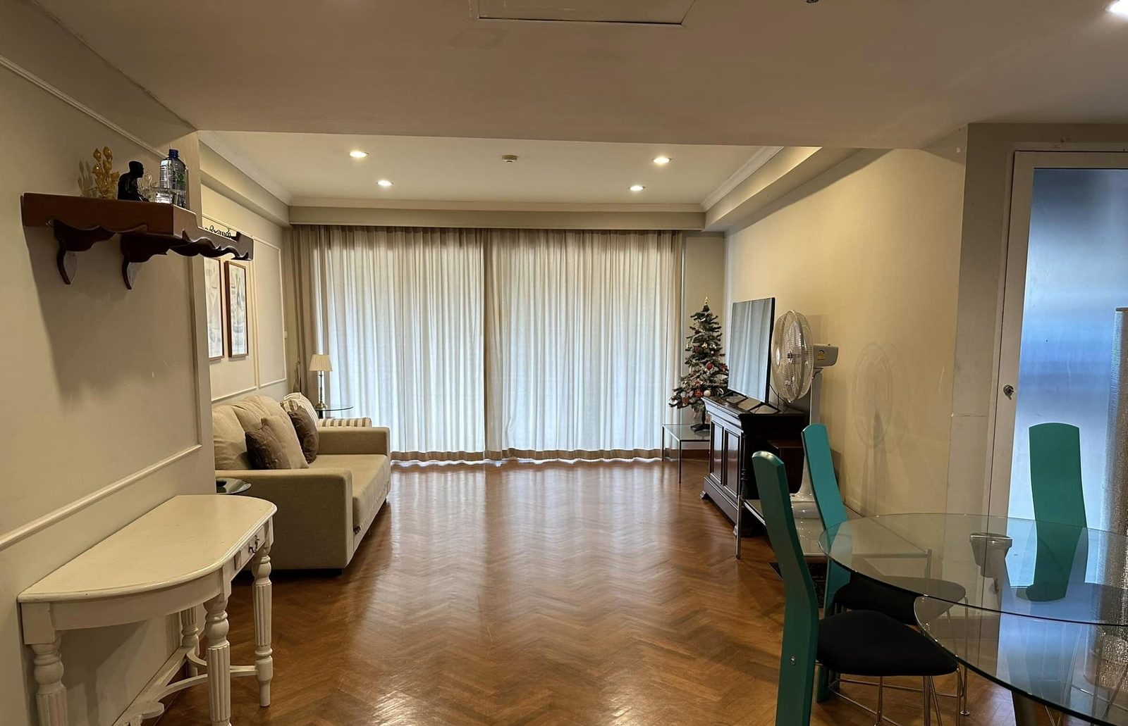 2 Bedroom Condo for rent at Baan Sansaran Condo