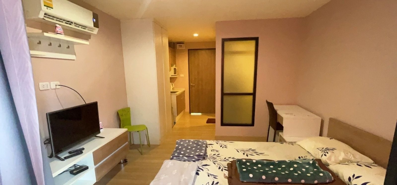 Studio Condo for rent at Bluroc Hua Hin
