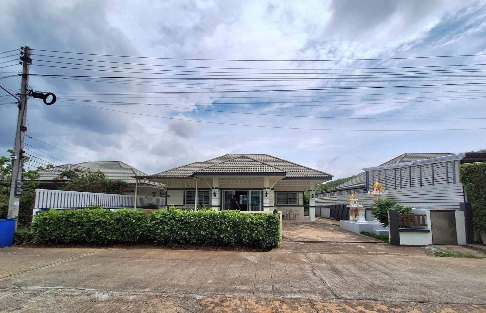 2 Bedroom House for rent at The Canal Village — photo 2