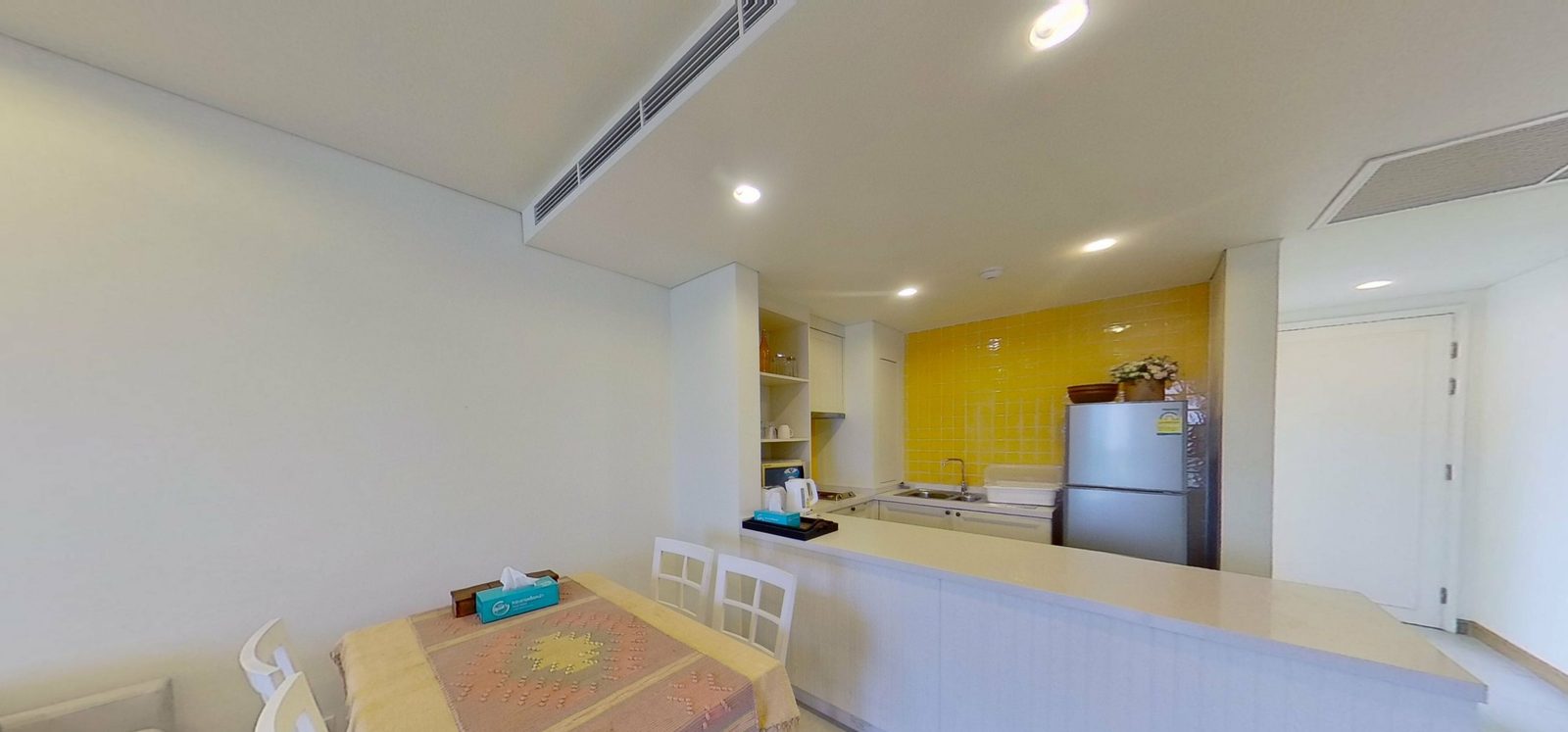 1 Bedroom Condo for rent at Mykonos Condo — photo 3