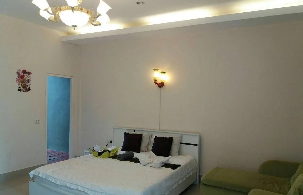 Modern 2-Bedroom House Furnished Interior Soi Hua Hin 102 — photo 4