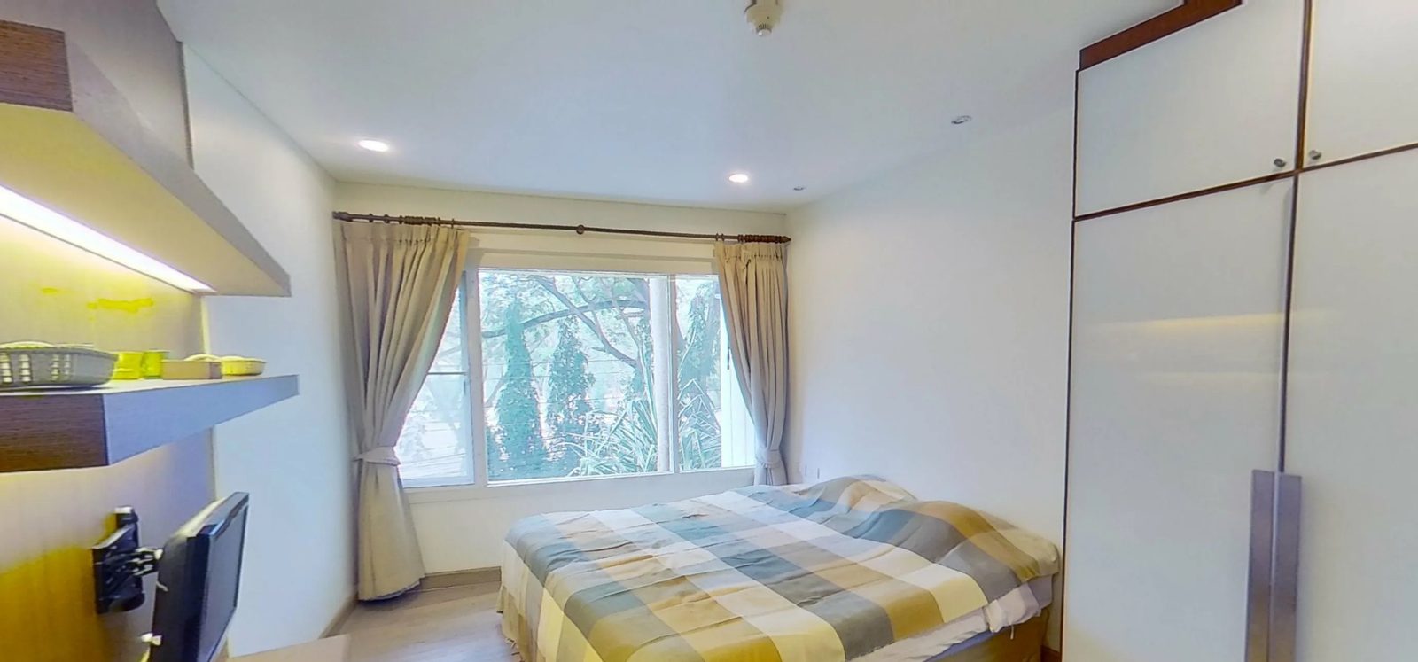 1 Bedroom Condo for rent at Mykonos Condo — photo 2