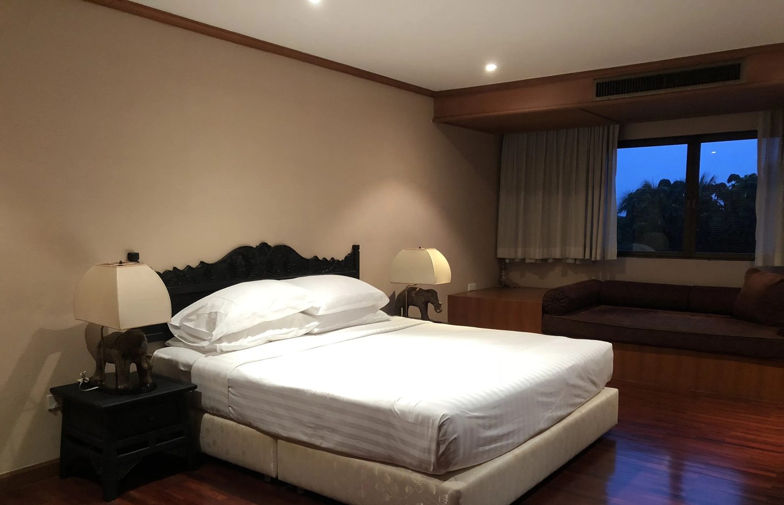 2 Bedroom Condo for rent at Royal Garden Tower (Anantara) — photo 4