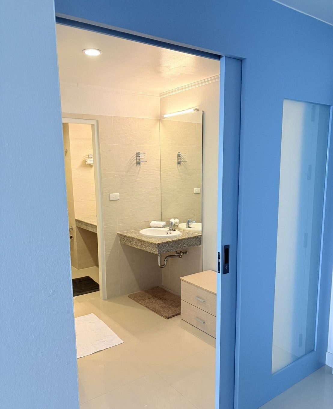 1 Bedroom Condo for rent at Hua Hin Seaview Paradise Condo — photo 5