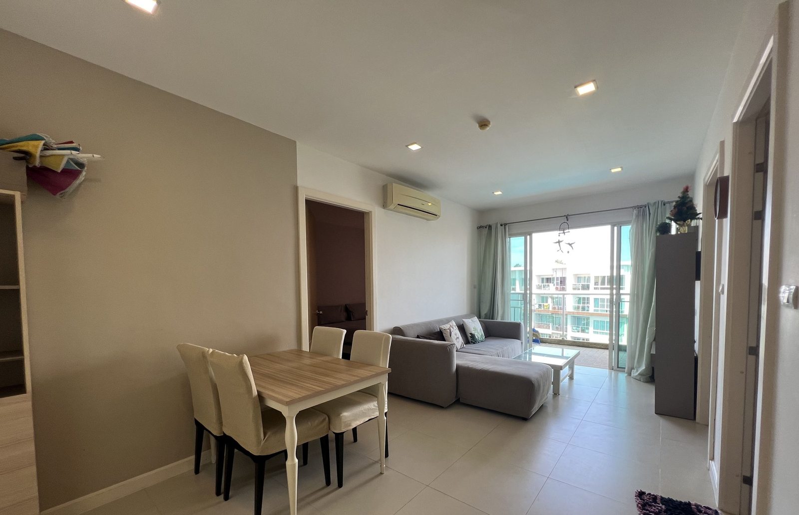 2 Bedroom Condo for rent at The Seacraze — photo 2
