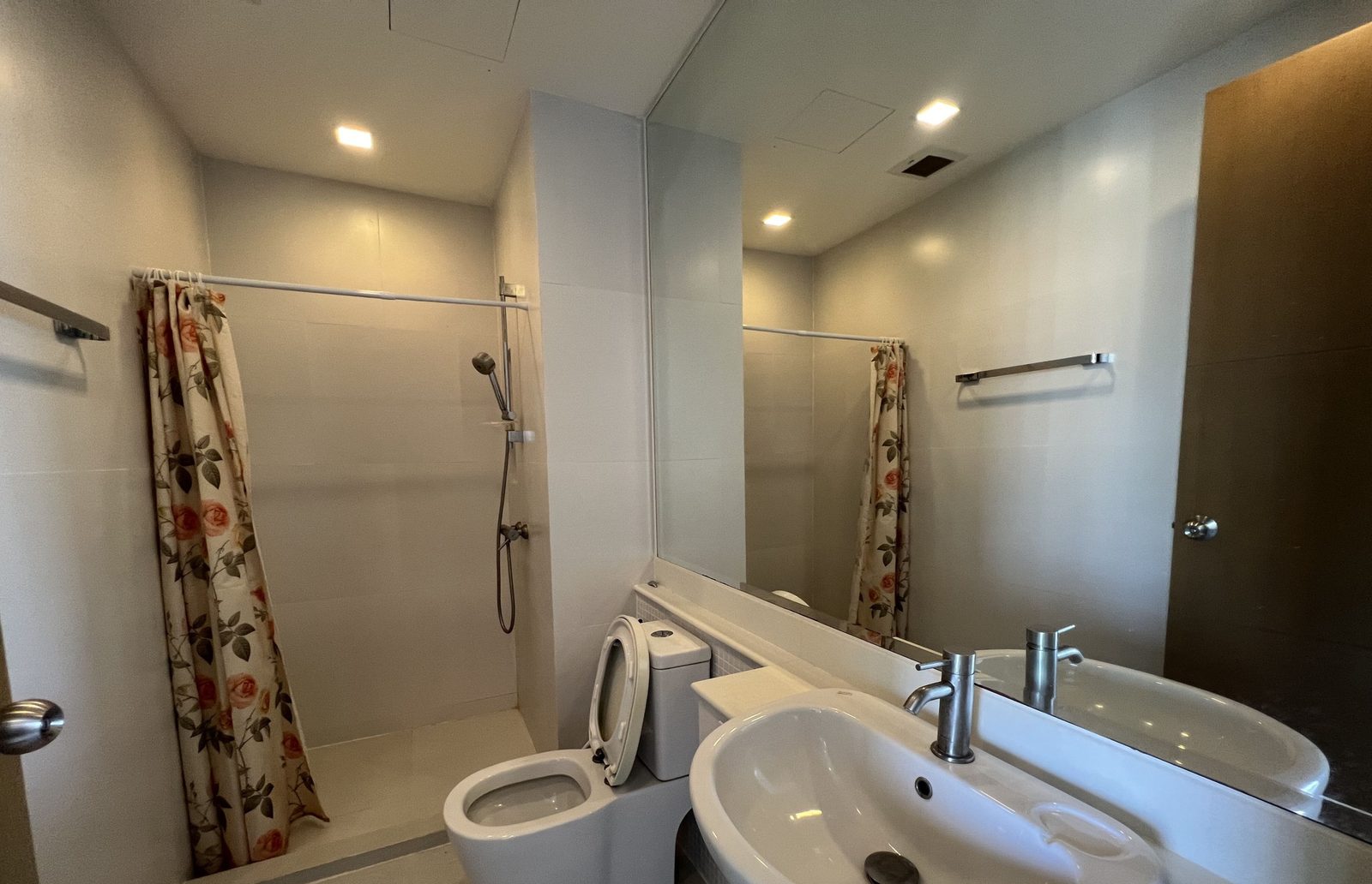 2 Bedroom Condo for rent at The Seacraze — photo 5