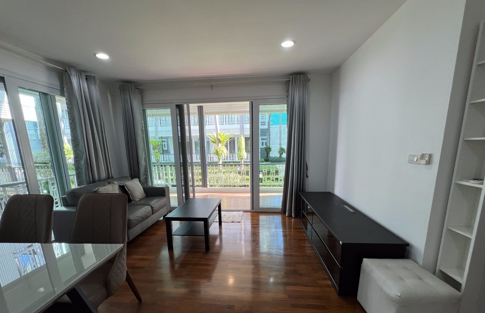 2 Bedroom Condo for rent at Baan Plai Haad Kao — photo 3