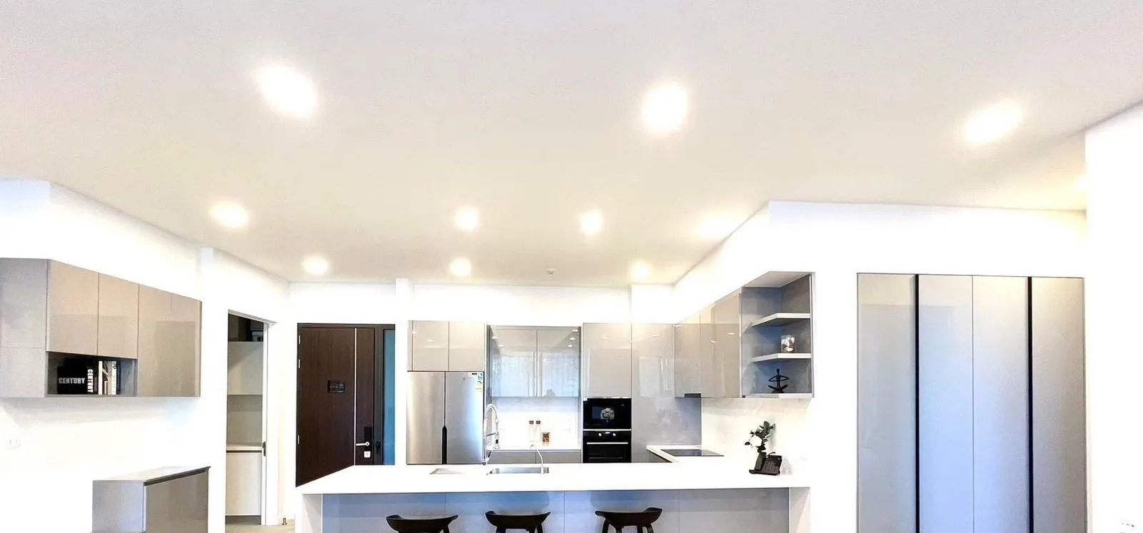 2 Bedroom Condo for rent at Sansara Black Mountain — photo 3