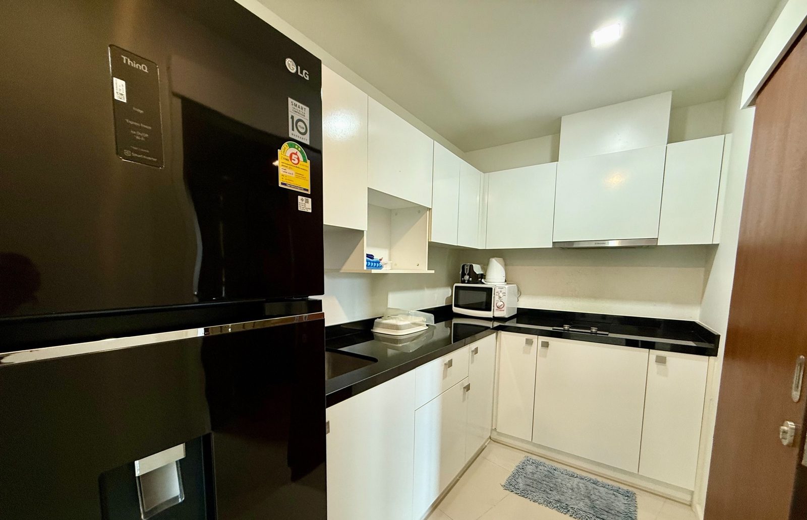 1 Bedroom Condo for rent at Baan View Viman — photo 5