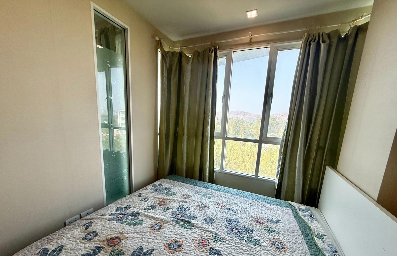 1 Bedroom Condo for rent at Baan View Viman — photo 2
