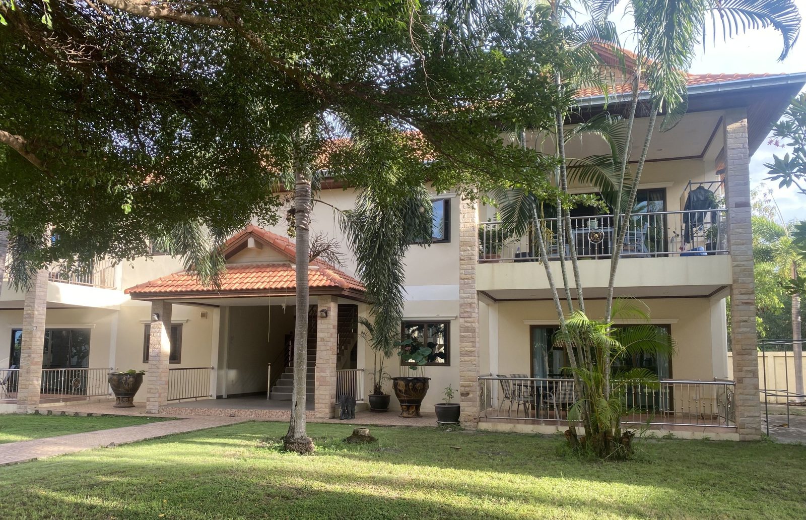 2 Bedroom Villa for rent at OneOneTwo Residence — photo 2