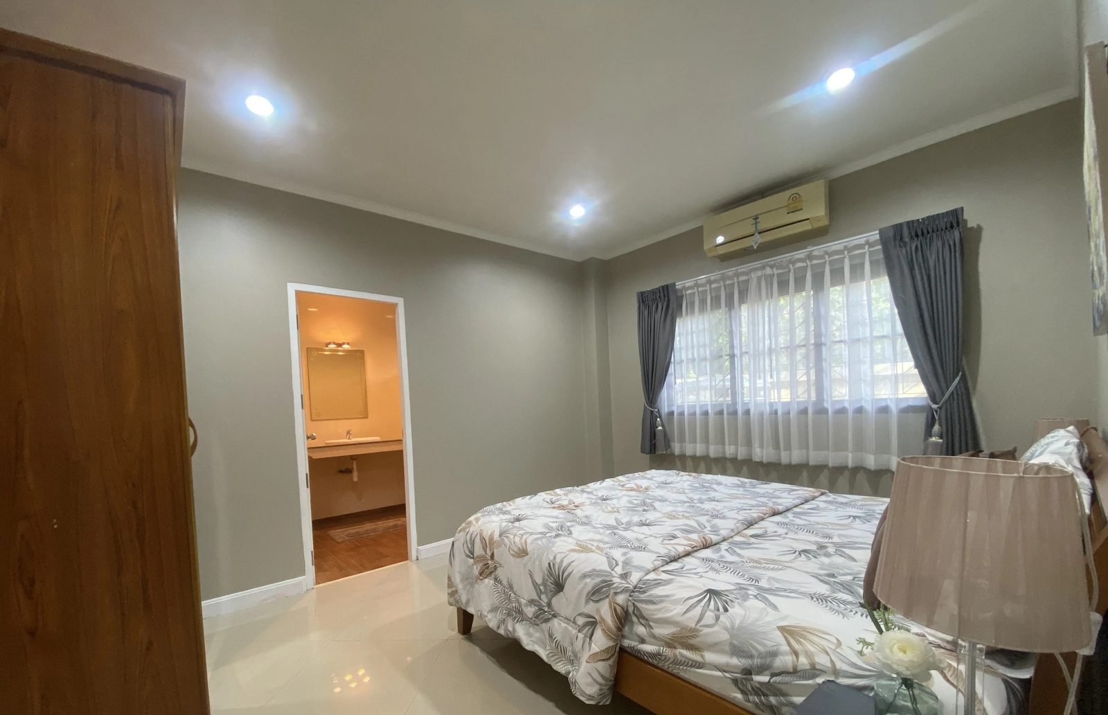 2 Bedroom Villa for rent at OneOneTwo Residence — photo 3