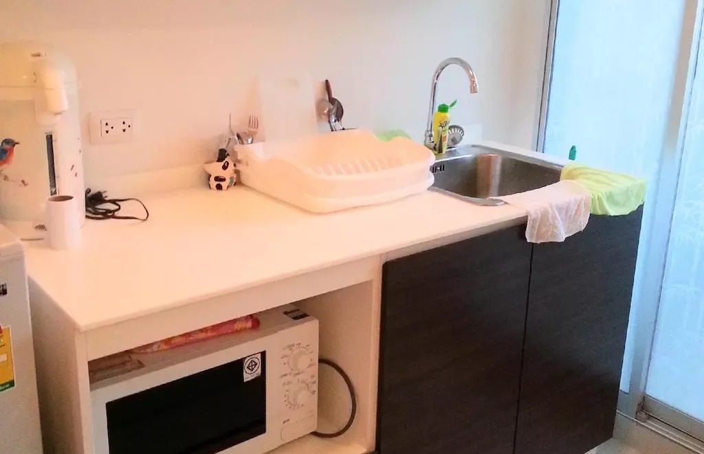 Studio Condo for rent at Baan Koo Kiang — photo 5