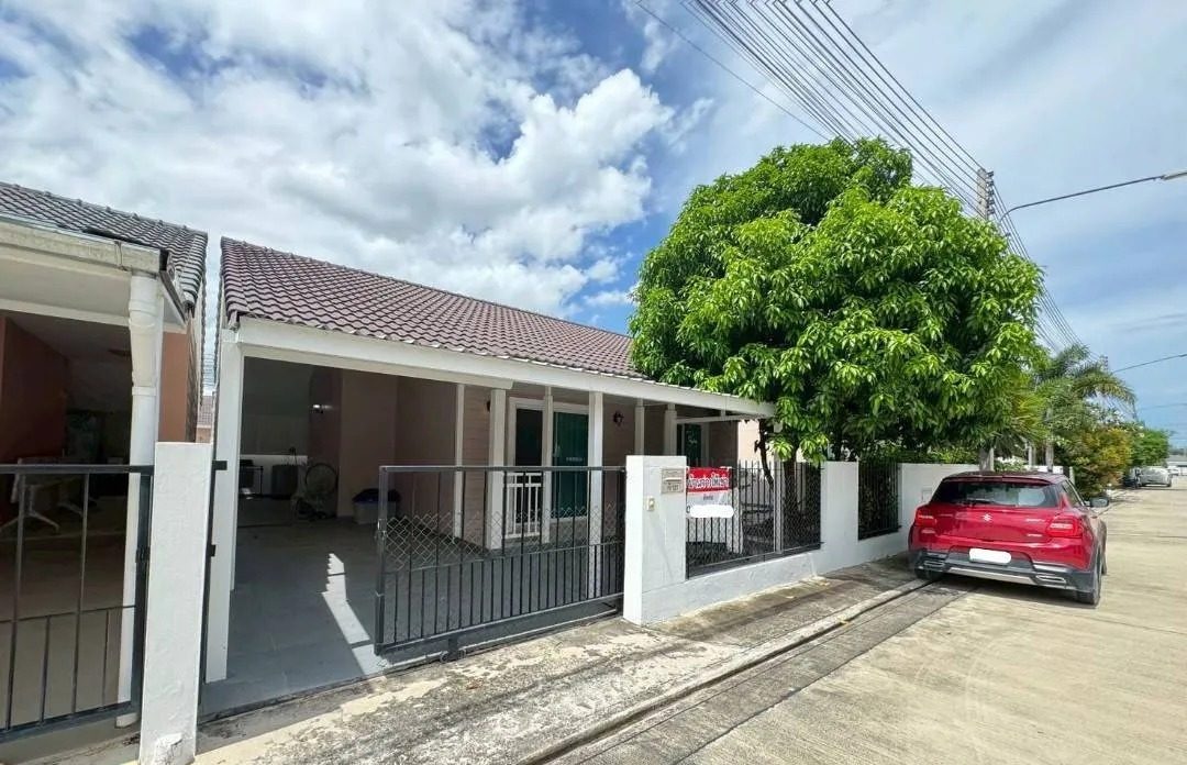 2 Bedroom House for rent at La Vallee The Vintage — photo 2