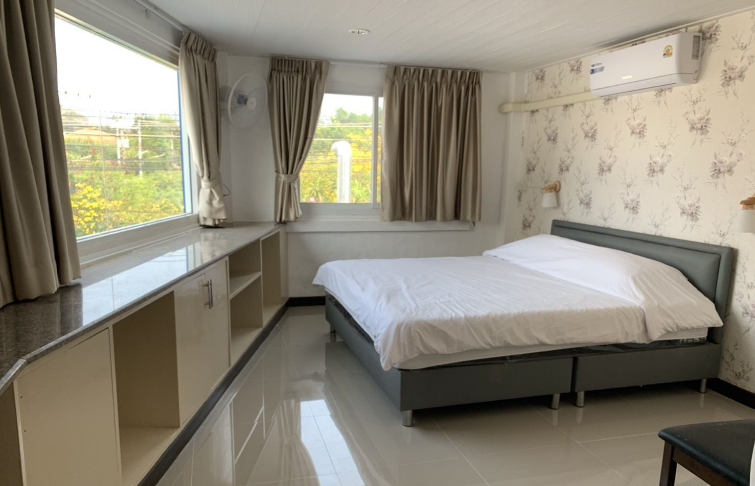 Shophouse for Rent in Khao Takiab — photo 2