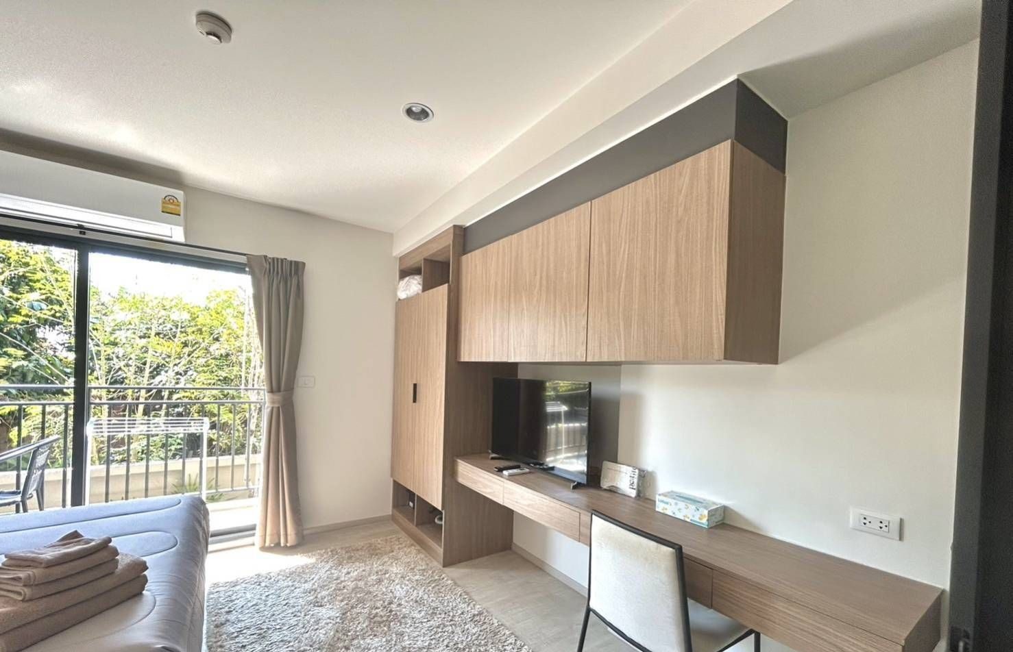 1 Bedroom Condo for rent at La Casita