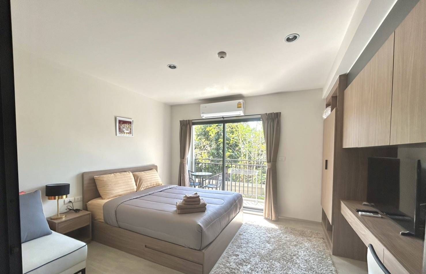1 Bedroom Condo for rent at La Casita — photo 2