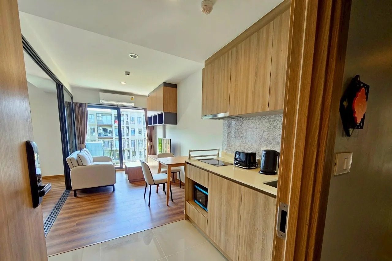 1 Bedroom Condo for rent at La Habana — photo 5