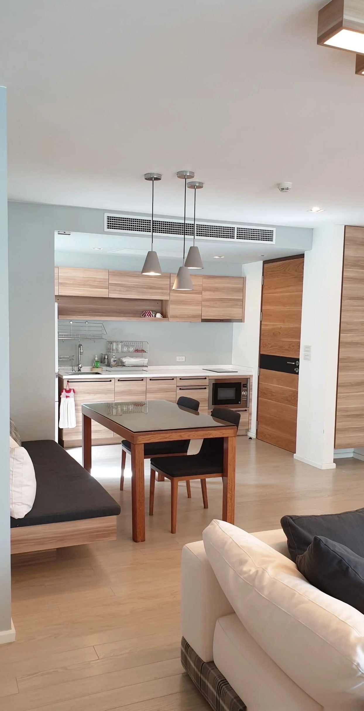 1 Bedroom Condo for rent at Wan Vayla — photo 3