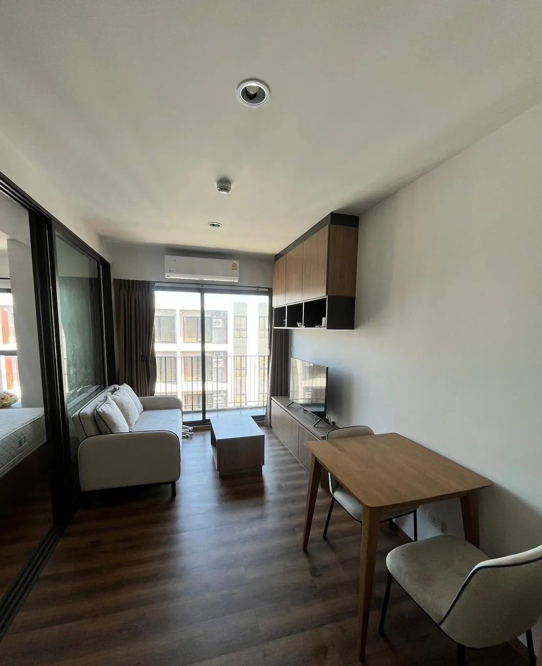 1 Bedroom Condo for rent at La Habana — photo 1