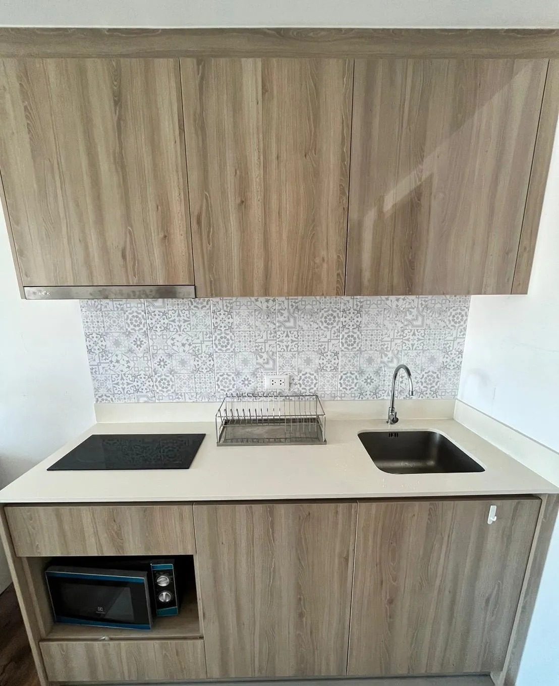 1 Bedroom Condo for rent at La Habana — photo 4