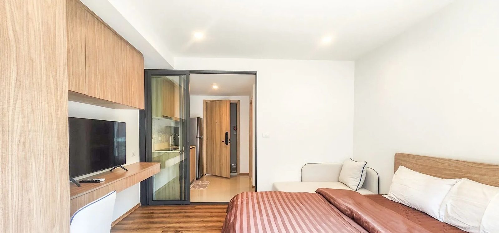 1 Bedroom Condo for rent at La Habana — photo 5