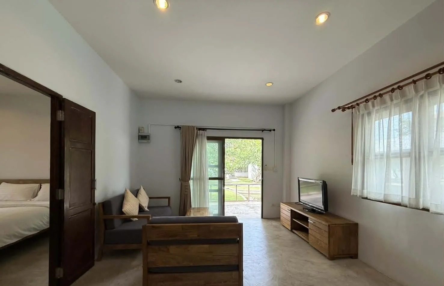 1 Bedroom House for rent at The Garden Sleep & Pool Bungalow — photo 3