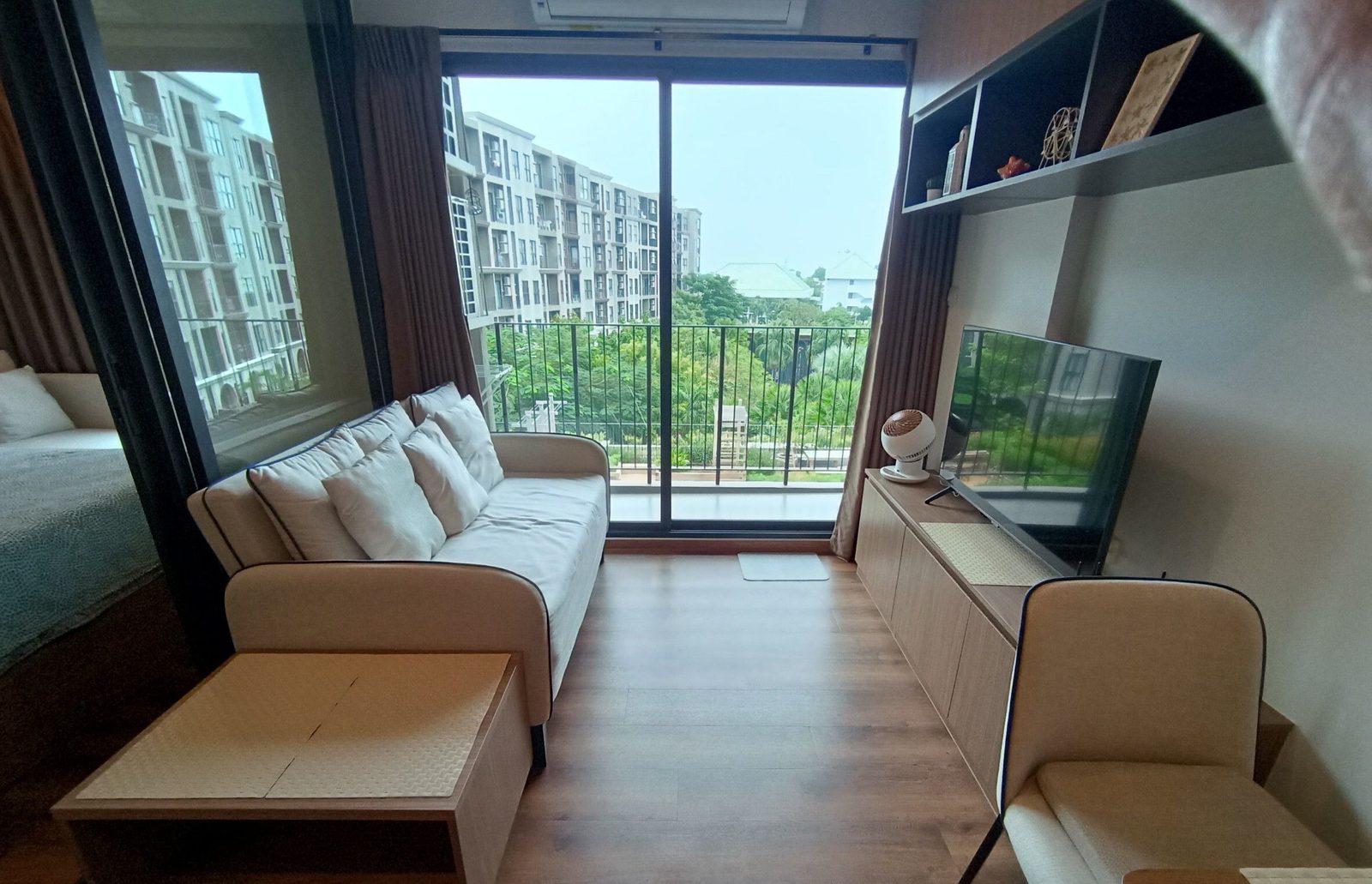1 Bedroom Condo for rent at La Habana — photo 2