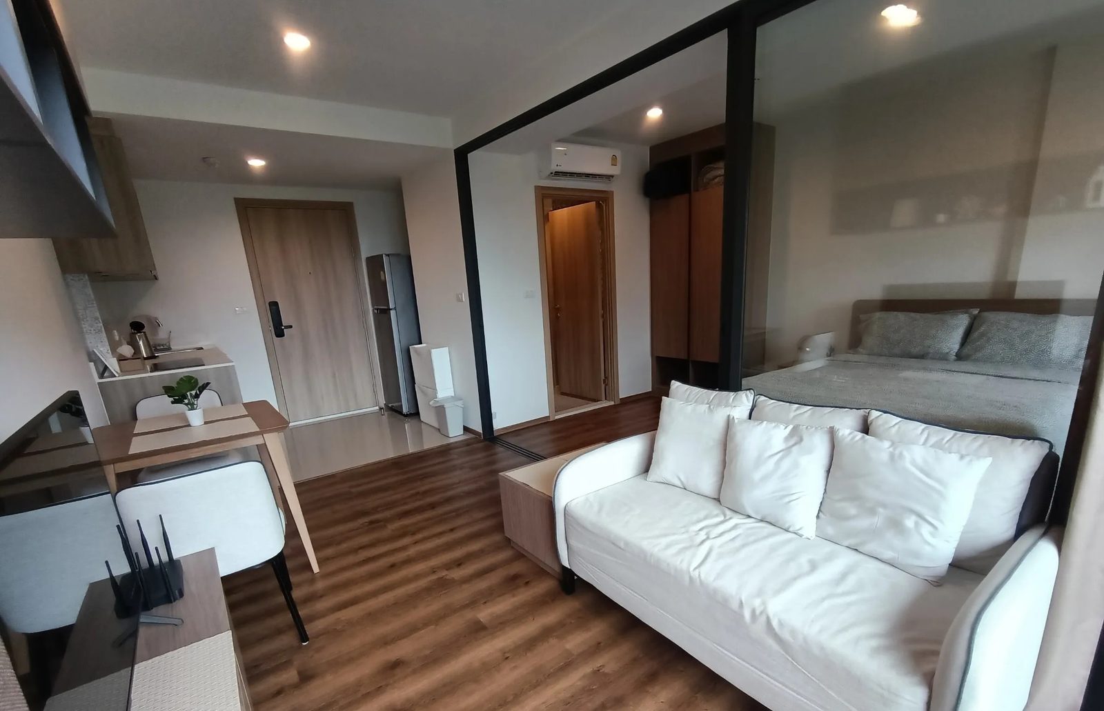 1 Bedroom Condo for rent at La Habana — photo 4