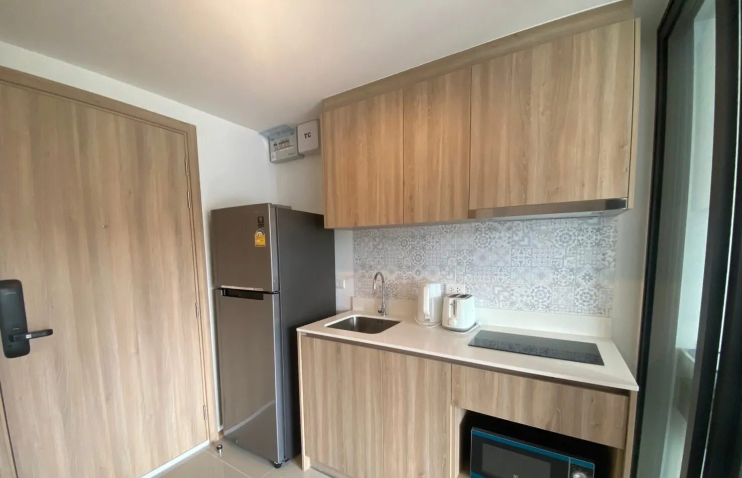 Studio Condo for rent at La Habana — photo 2
