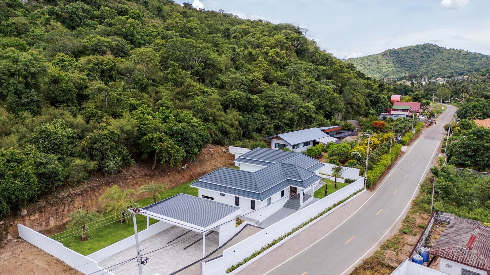 Modern 3 Bedroom Pool Villa for sale with Mountain View — photo 2